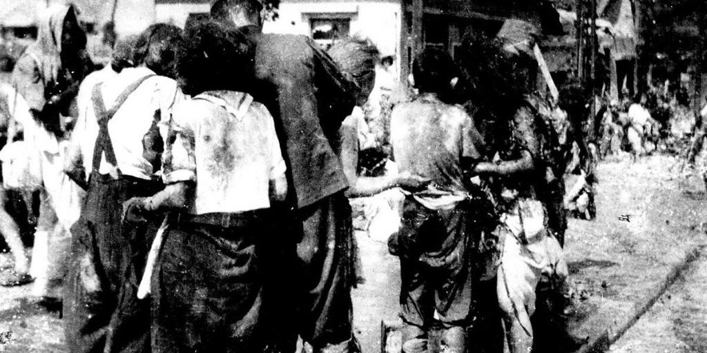 A part of the photo by Yoshito Matsushige. Who took the only known photographs of Hiroshima after the bomb drop.